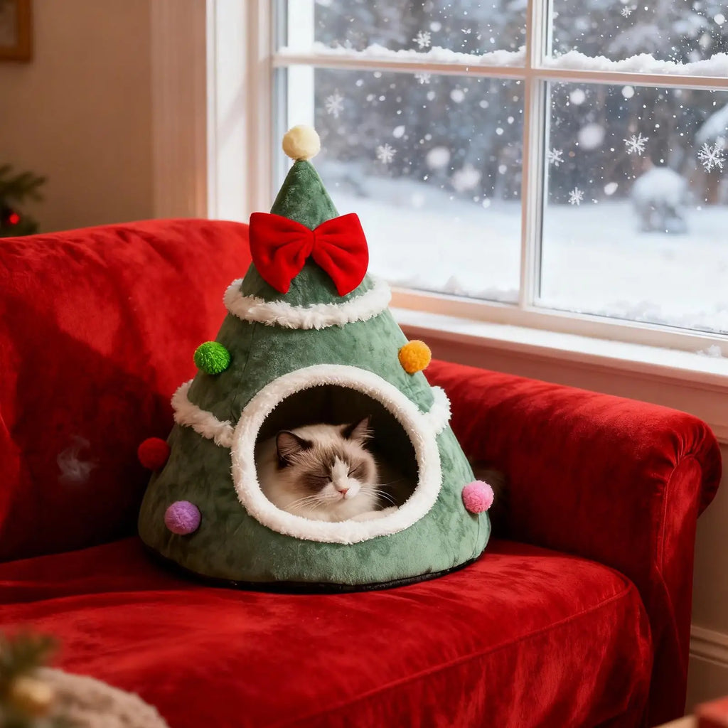 Cozy Claus – Christmas Cat Hideout